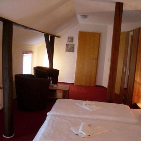 Zum Schwedenkonig Hotell Gadebusch Exteriör bild