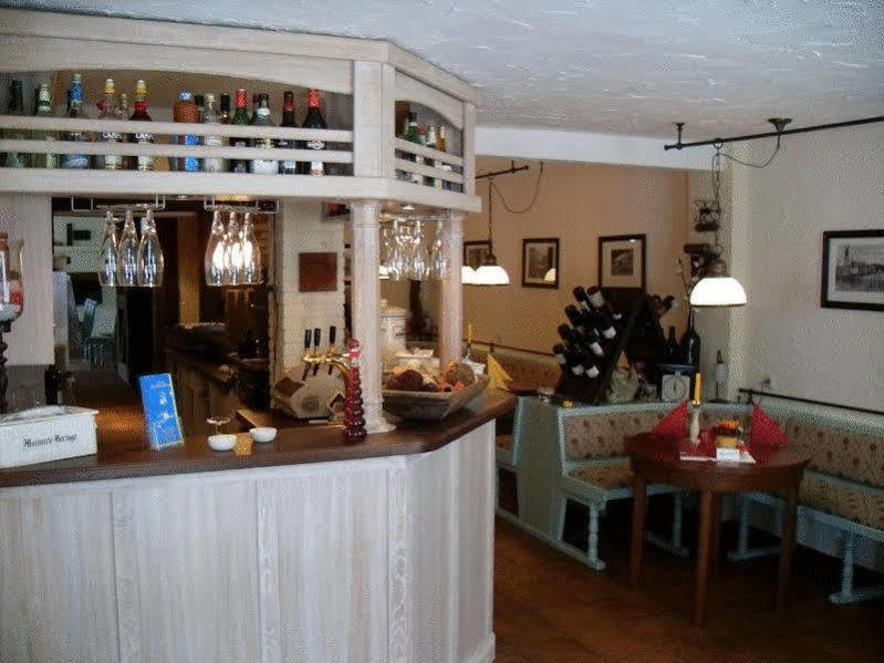 Zum Schwedenkonig Hotell Gadebusch Exteriör bild