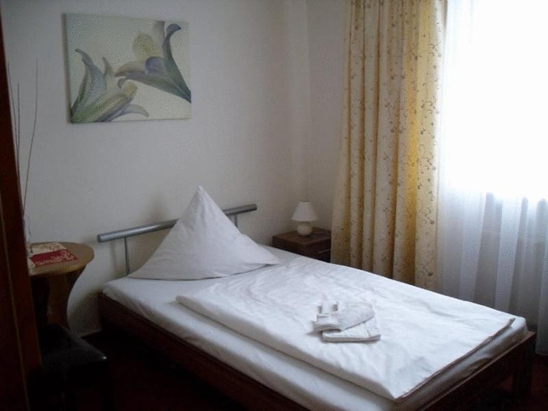 Zum Schwedenkonig Hotell Gadebusch Exteriör bild