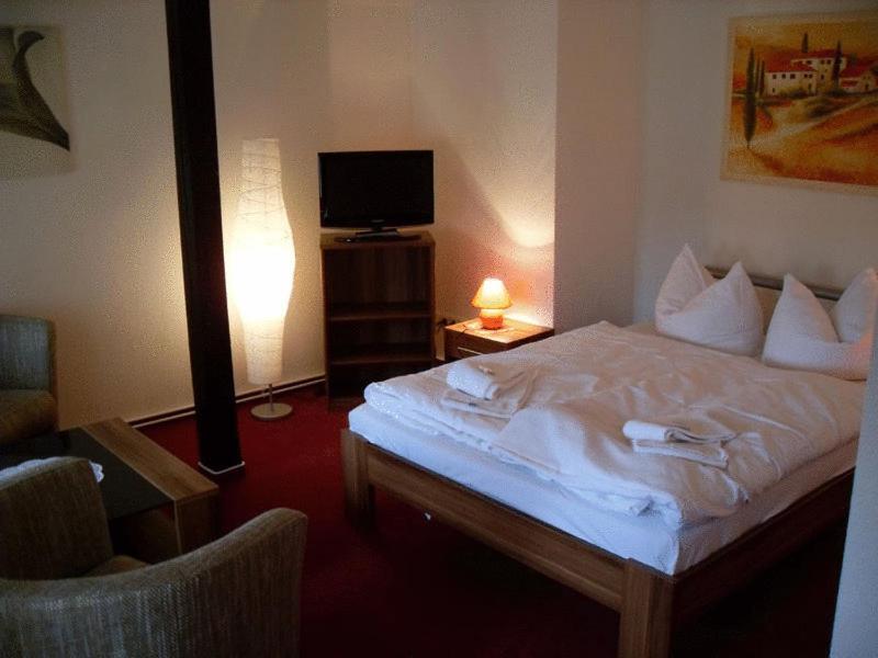 Zum Schwedenkonig Hotell Gadebusch Exteriör bild